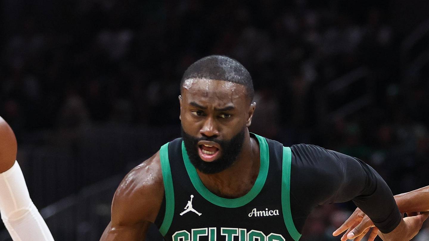 NBA Mock Trade: Rockets Acquire MVP Candidate in Blockbuster Deal