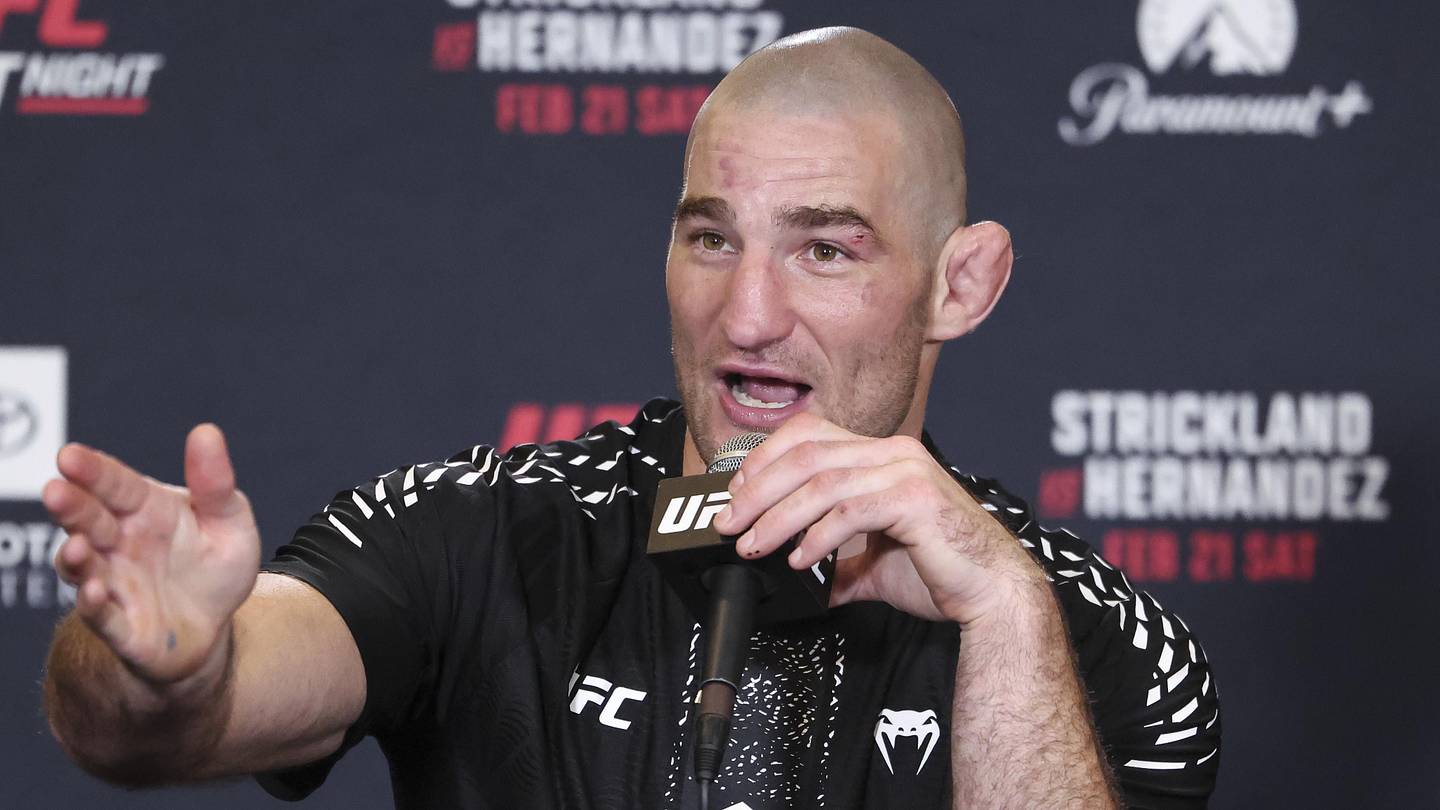 UFC Champ Sean Strickland Raises Eyebrows With Bold Claim about Fighting UFC Legend