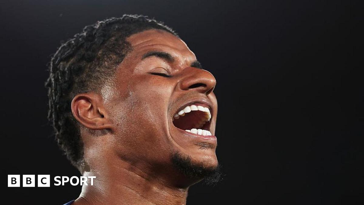 Marcus Rashford celebrates his goal against Real Madrid for Barcelona