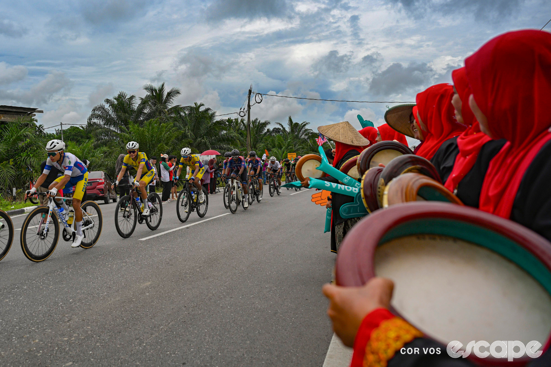 Why are so many former top pros racing in Asia?