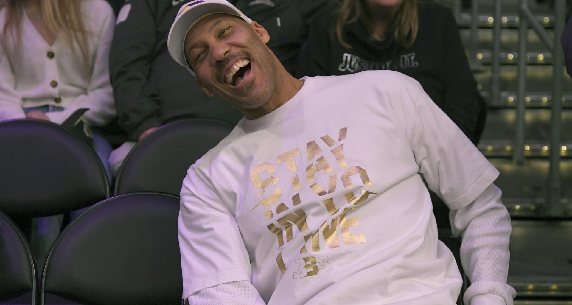 LaVar Ball Trolls Cavs for Lonzo Trade in Video After Blowout Loss to Knicks in NBA ECF Sweep