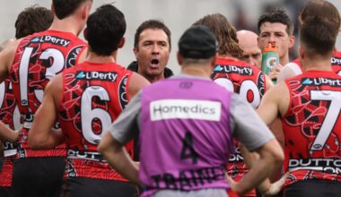'As poor as I've seen it': Scott puts heat on senior Bombers, Freo 'frustrated' at fade out