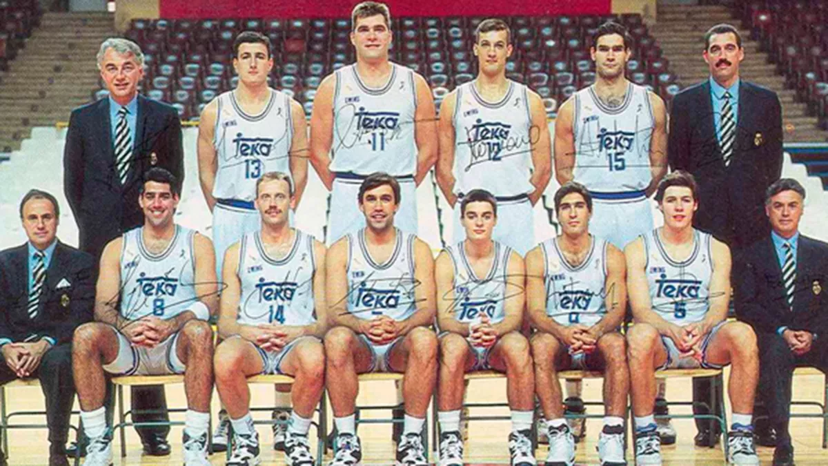 The 27th Basketball League was won 32 years ago