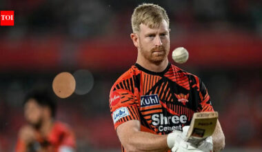 Heinrich Klaasen: 'You'll be on the floor!' Furious Heinrich Klaasen loses cool as fan films his family, ugly confrontation caught on camera - WATCH | Cricket News