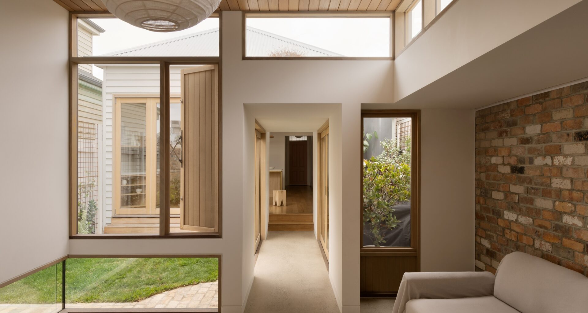 Stack & Field House / Steffen Welsch Architects