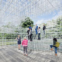 2013 Serpentine Gallery Pavilion / Sou Fujimoto. Image © Iwan Baan Designing with Air: Rethinking Architecture Beyond the Wall - Image 5 of 11