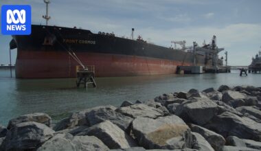 State-owned land to be unlocked for oil storage and refineries under new Queensland government program
