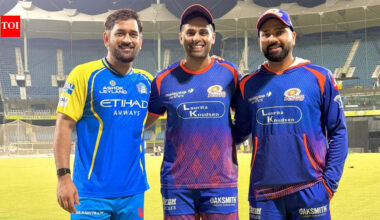 IPL 2026 | 'Pehle Rohit bhai, phir Dhoni bhai ... ': Suryakumar Yadav reveals story behind iconic pic - WATCH | Cricket News
