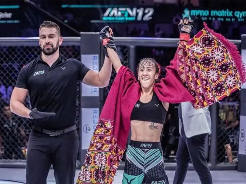 Arunachal Pradesh CM hails MMA fighter Sonam Zomba after her title defence at MFN 18