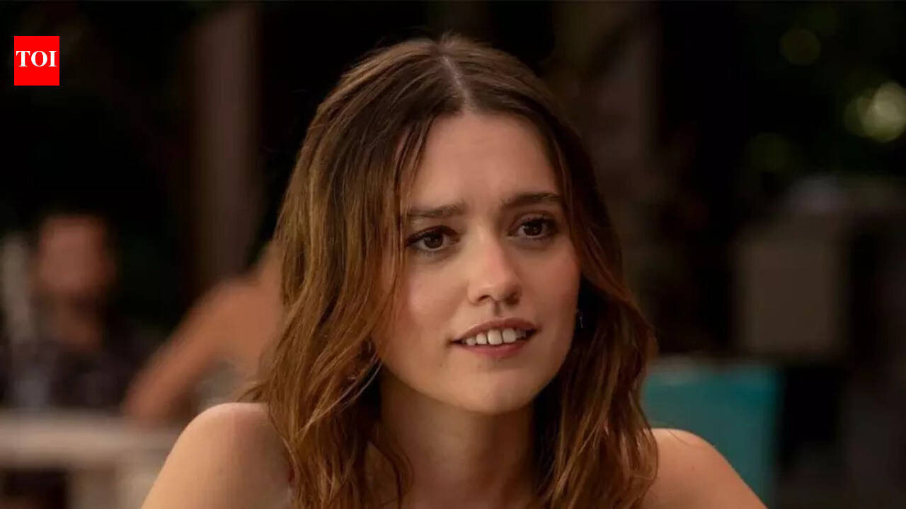 Sex Education: Aimee Lou Wood takes jab at ‘The White Lotus’, S*x Education’ on ‘SNL’ UK: ‘the show that took the shame out of…’ |