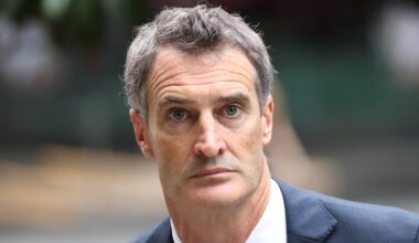 AI executive pleads guilty to assaulting musicians in pub, keeps job