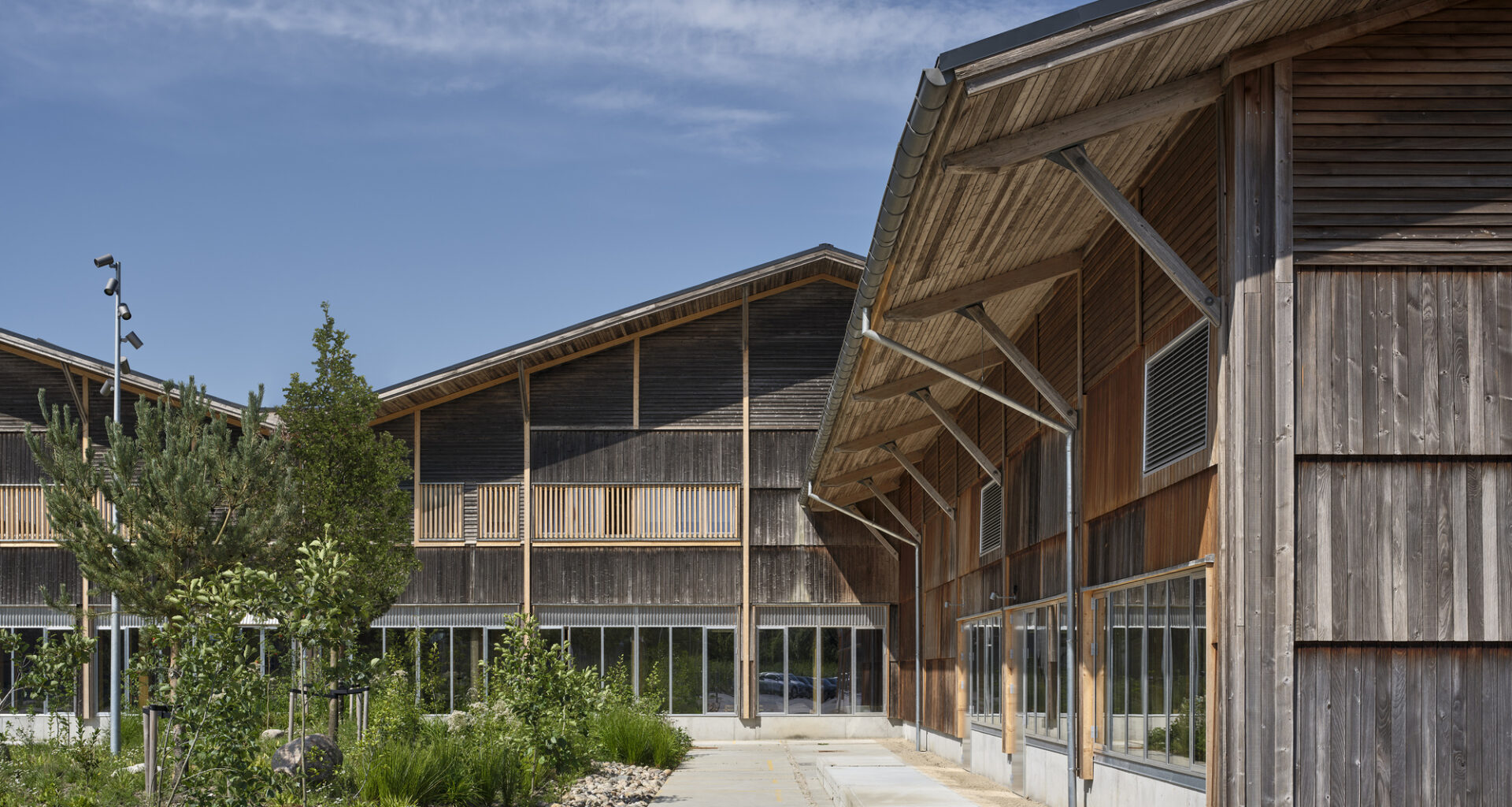 From Warehouse to Innovation Hub: Renovation, Reuse and Human-Centered Design for Lower Environmental Impact