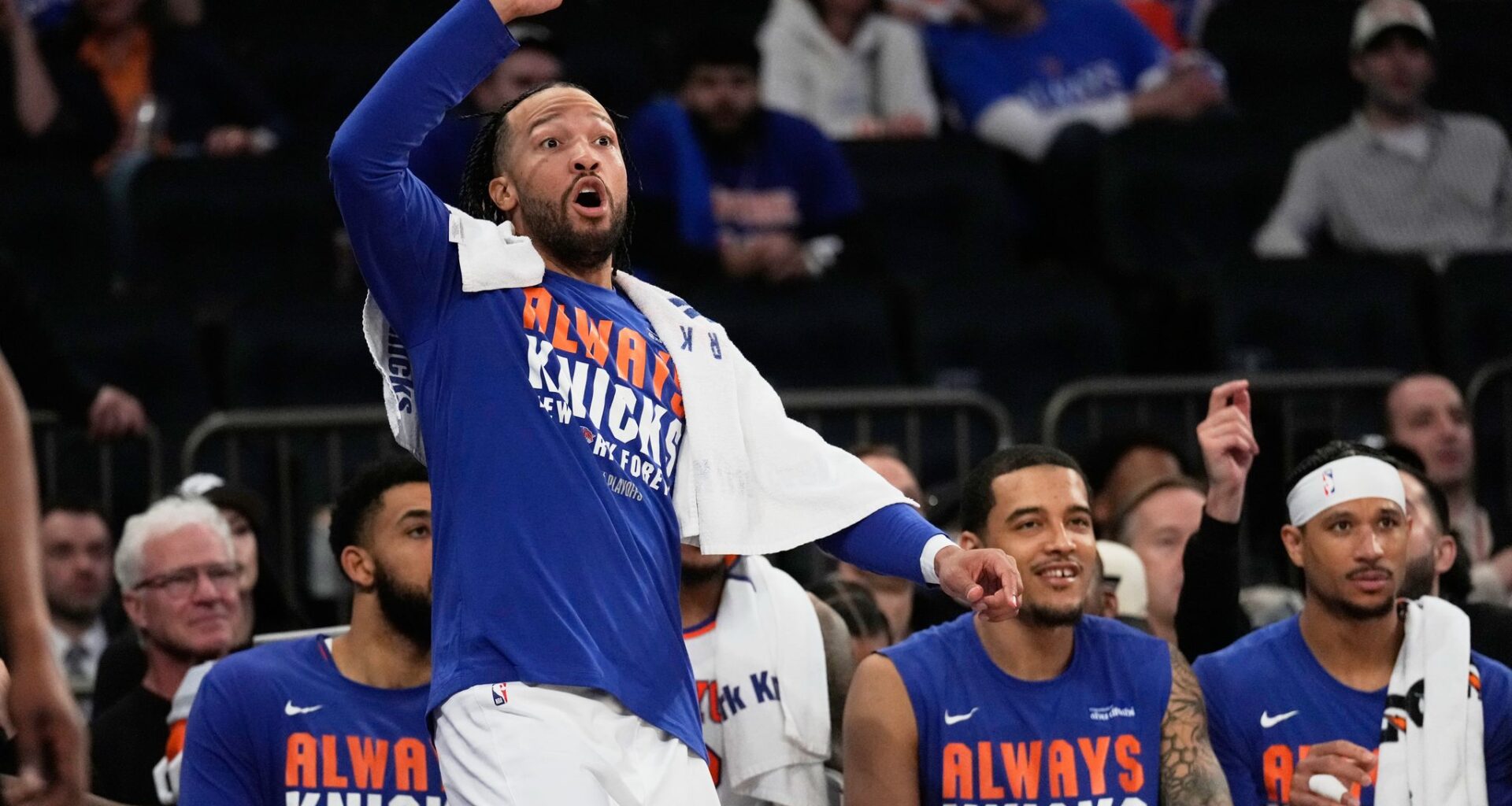 The Knicks are the East favorites in the sportsbooks and suddenly look like it on the court