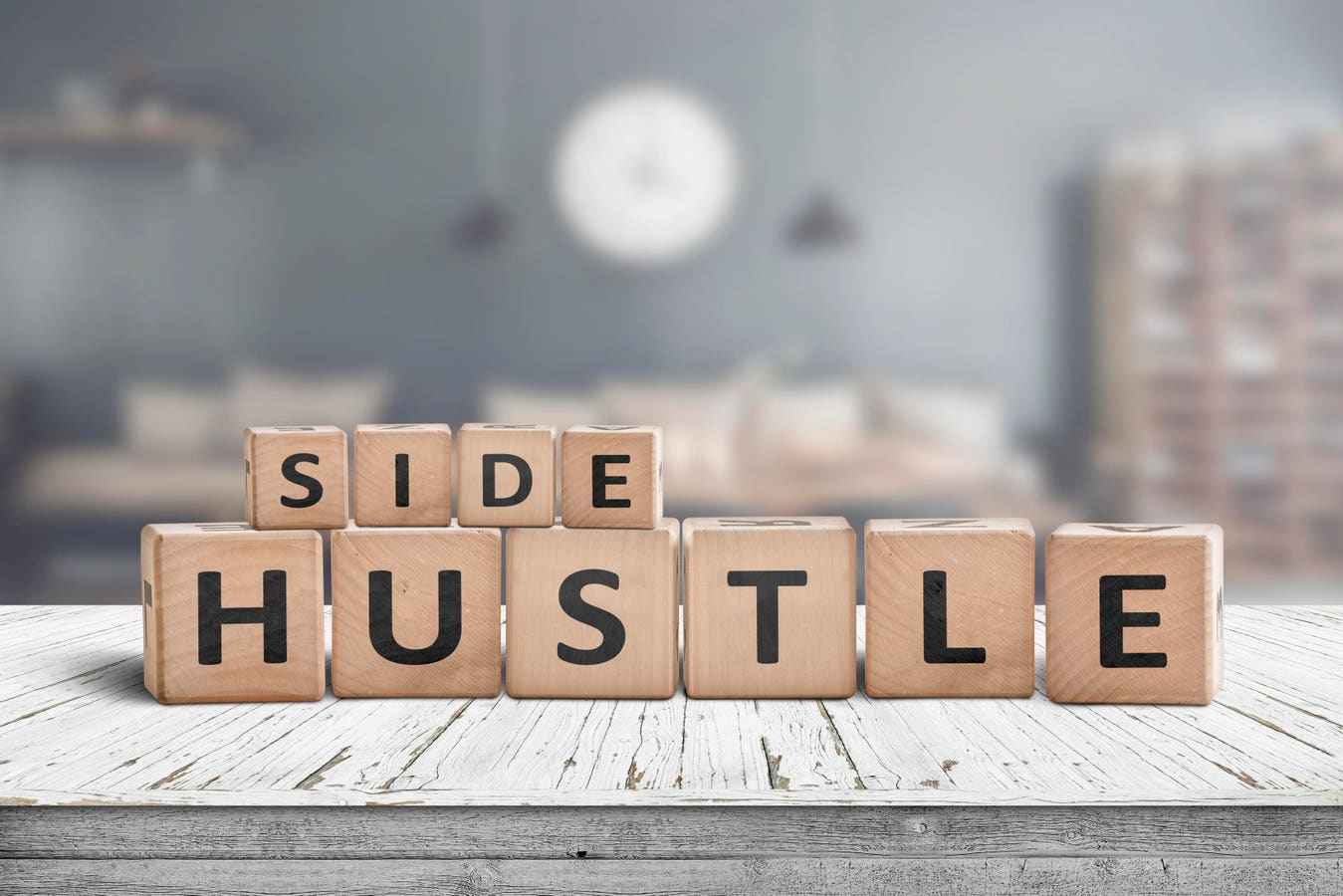 4 ChatGPT Prompts To Start A Profitable Summer Side Hustle