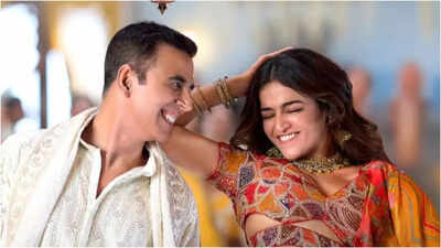 'Bhooth Bangla' box office collection Day 21: Akshay Kumar starrer completes successful three-week run with Rs 234 crore haul