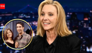 Lisa Kudrow: 'Friends' Lisa Kudrow Defends Ross Geller as 'Bad Boyfriend' in Viral Debate |