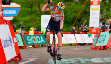 Van der Breggen storms to victory in first GC day of La Vuelta