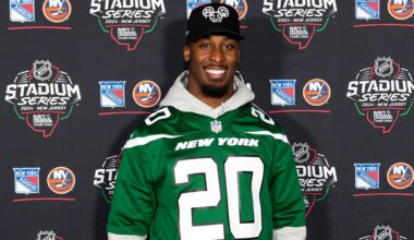 Breece Hall becomes NFL’s third-highest paid running back, so maybe Jets offense won’t stink again