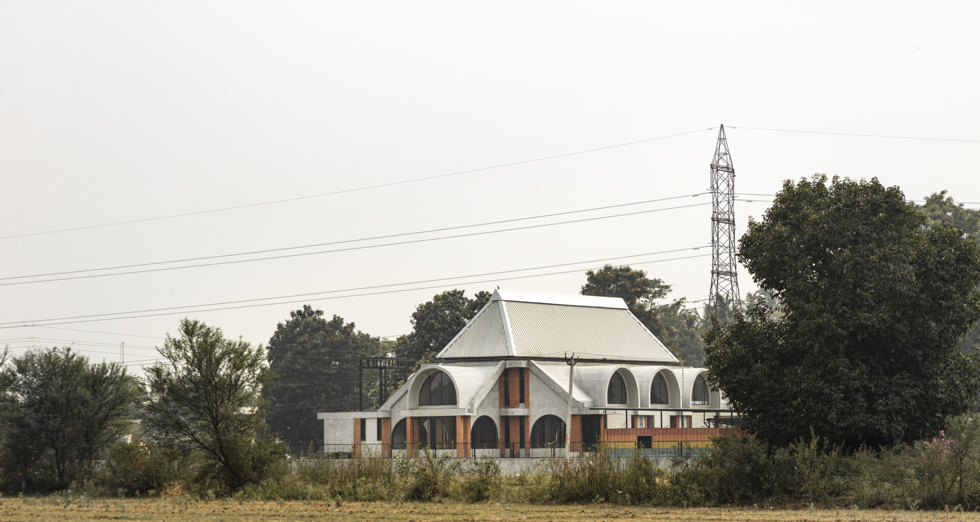 Studio ALT / Rushnaiwala Architects