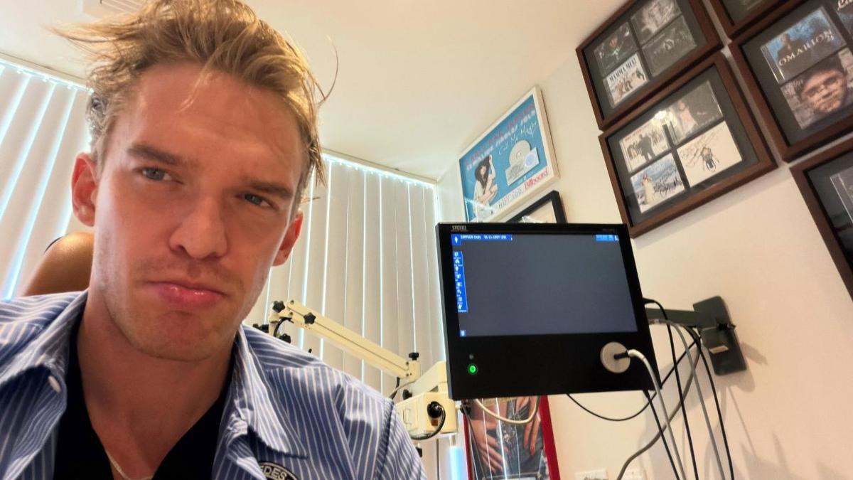 Singer Cody Simpson suffers serious injury to his vocal cords, cancels performances and faces possible surgery
