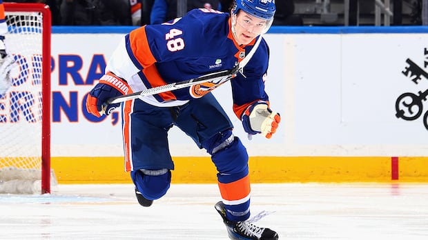 Islanders' Matthew Schaefer first unanimous NHL rookie of the year recipient since 1993