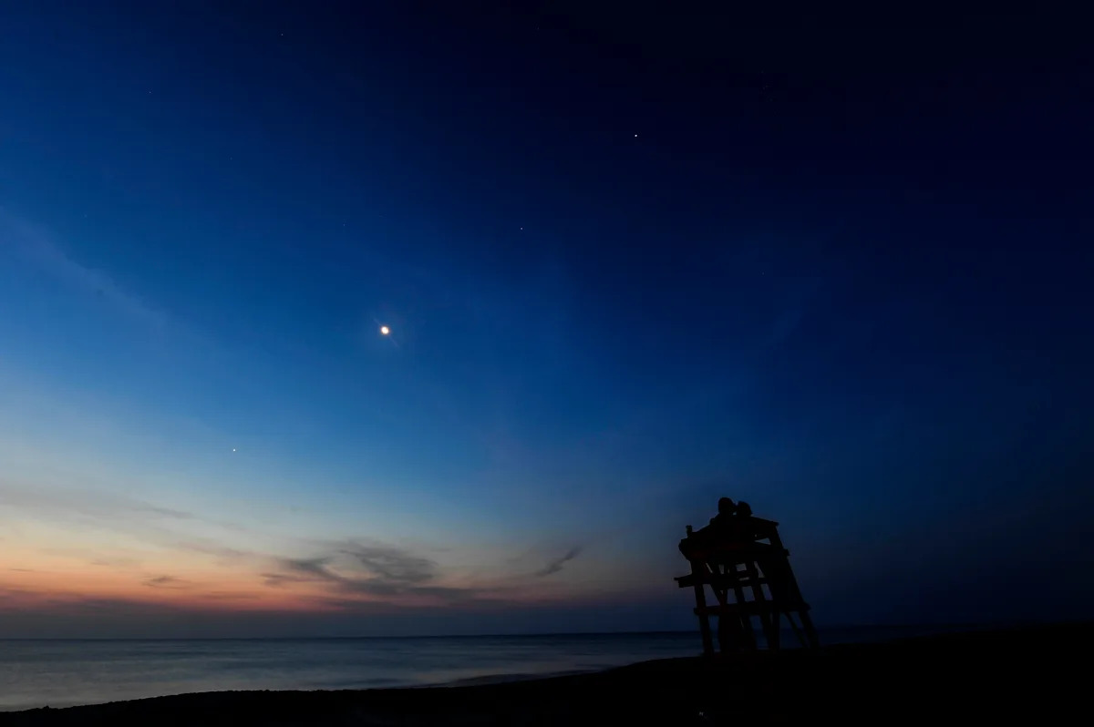 Moon and Venus to align in uncommon conjunction. Here's how to see it