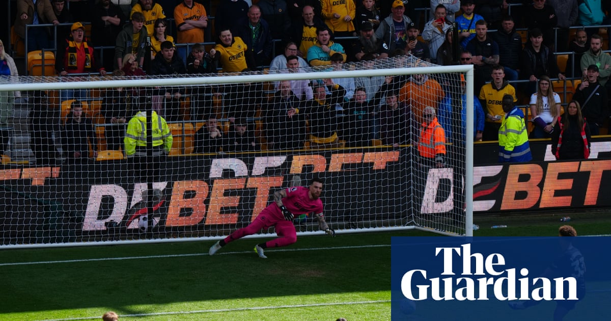 Marco Silva tight-lipped on Fulham future after Robinson rescues point at Wolves | Premier League