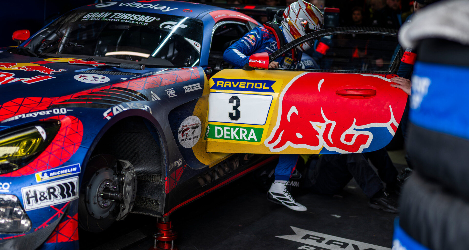 F1 news: Nurburgring defeat ‘weighing heavily’ on Verstappen team