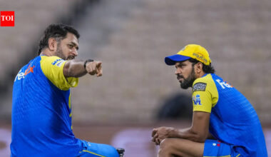 ‘Told Ruturaj he is free not to take a single piece of advice’: Dhoni ahead of CSK’s final home game