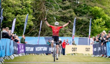 Spotted: Geerike Schreurs wins on unreleased Specialized Crux