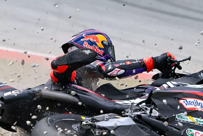 Jorge Martin, Aprilia Racing Team crash
