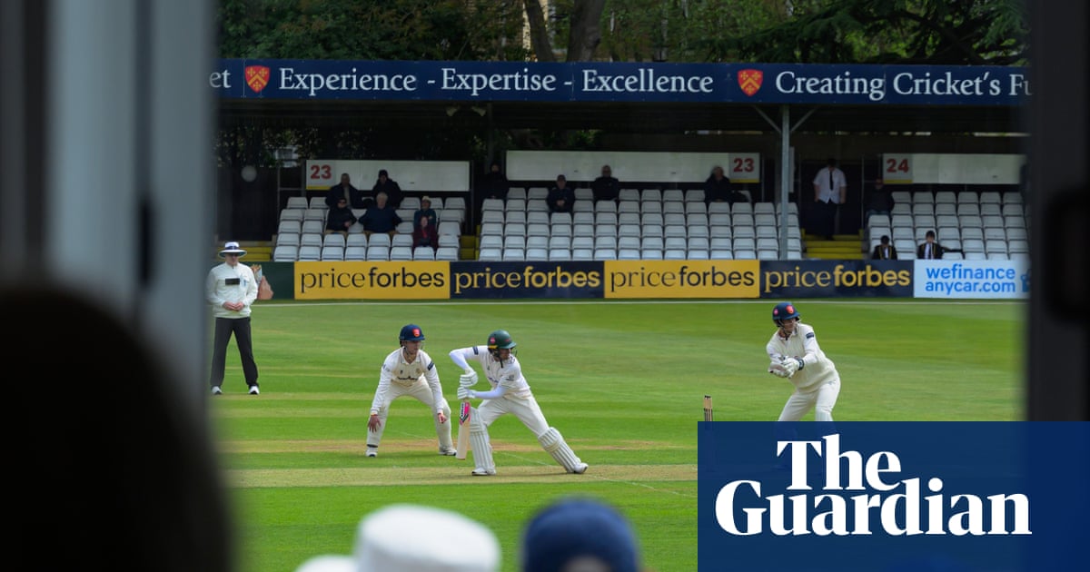 County cricket: Essex win to move up strangely shapeless top-flight table | County Championship
