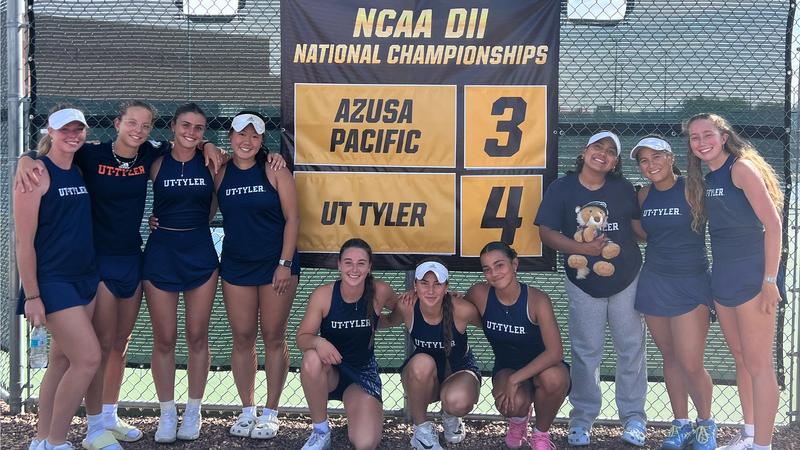 Patriots Drop Cougars, Advance to NCAA Quarterfinals