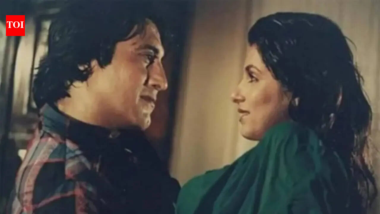 When Vinod Khanna allegedly lost control, didn't stop kissing Dimple Kapadia even after Mahesh Bhatt said 'cut', leaving her shocked |