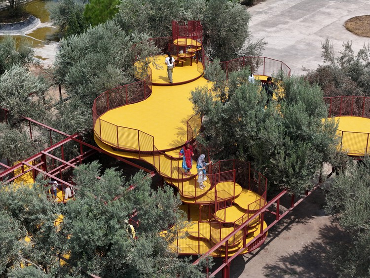 Cheshm Cheran Bazi Playground / ZAV Architects - Image 2 of 15