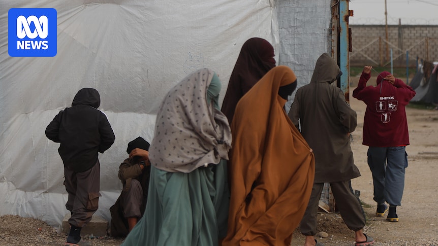 Australian Islamic State-linked families arrive in Damascus from al-Roj camp