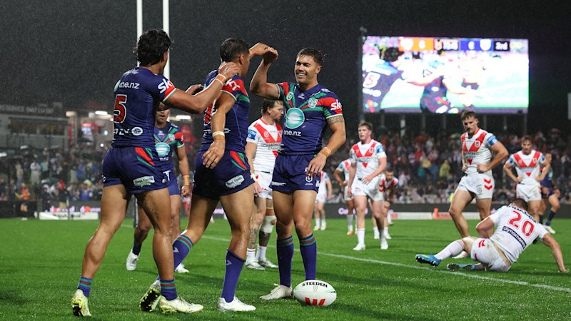 St George Illawarra Dragons: Winless streak extends to 11 games after heavy loss to New Zealand Warriors