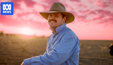 Farmers take to the stage to leave stress of the land behind