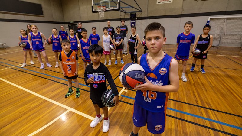 Basketballers in Melbourne’s west step up fight for a new stadium