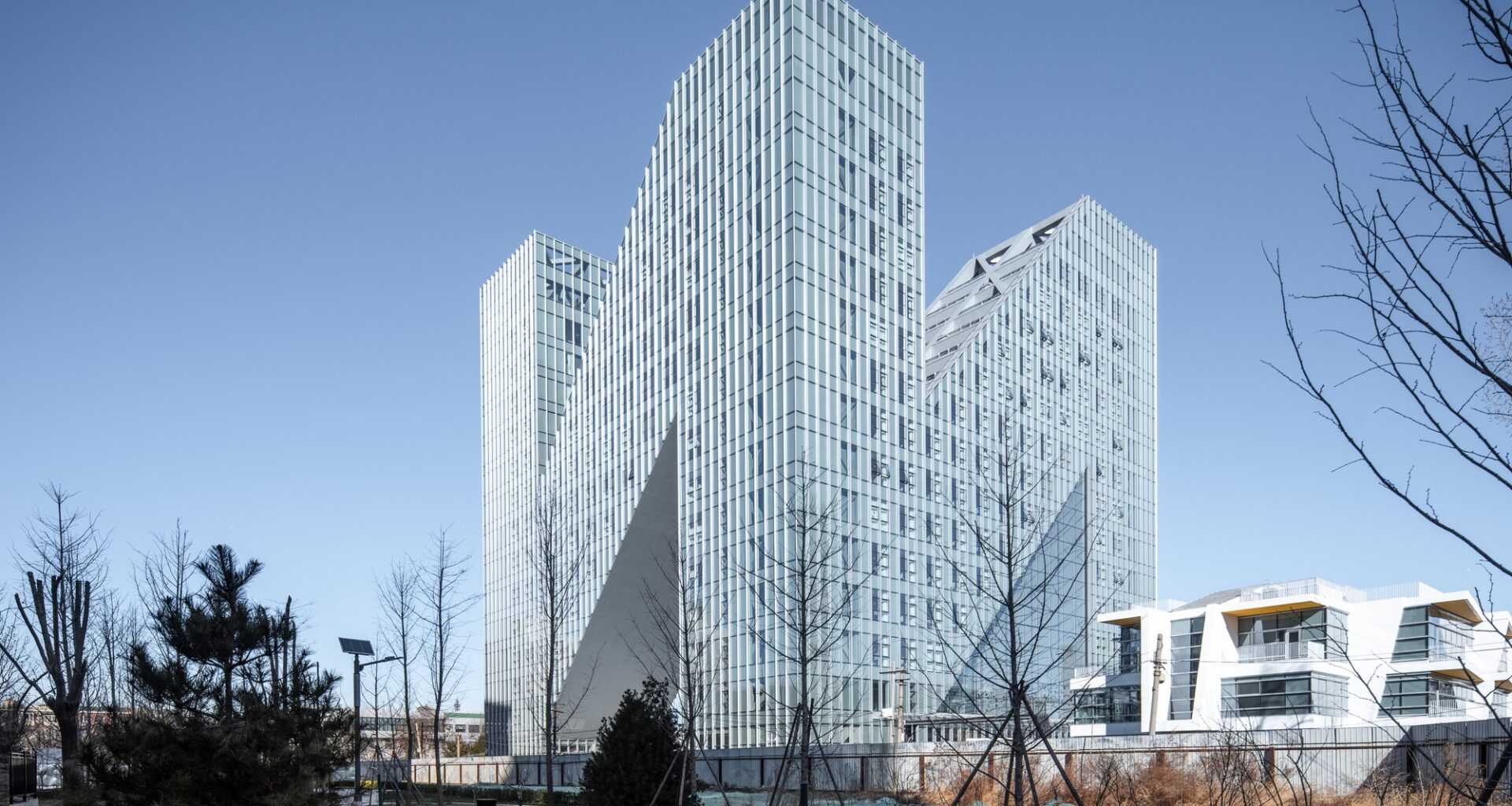 Qinghe INNNG International Talent Community / Zhu Xiaodi Architects + BIAD
