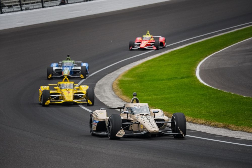 Pitting under caution when Newgarden crashed put Rosenqvist on the optimum strategy