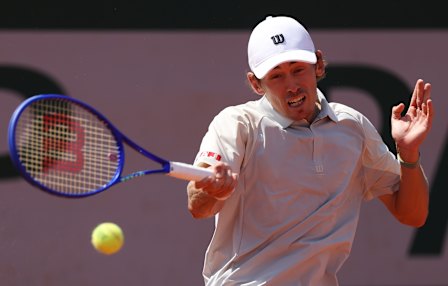 Australia’s Alex de Minaur is into the second round at Roland-Garros.