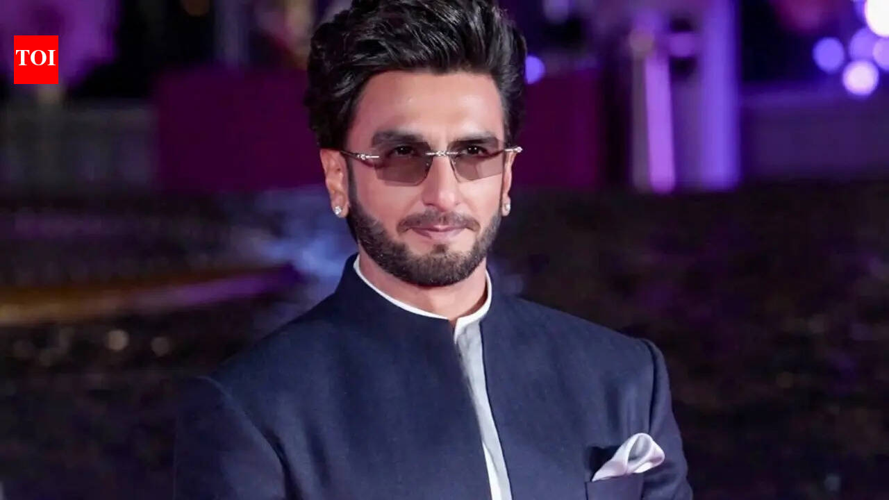 Producers of Ranveer Singh's upcoming projects may approach CCI amidst FWICE non-cooperation directive over 'Don 3' dispute | Hindi Movie News