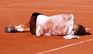 Jakub Mensik Roland-Garros collapse: Opponent of Alex de Minaur battles extreme heat in four-hour marathon win