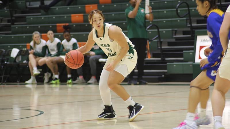 Nanooks Women's Basketball Signs Big Scorer Khamryn Hopkins Out of Lincoln Trail College