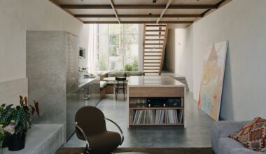 Melbourne renovations: Bluestone Victorian cottage conceals edgy Fitzroy pad