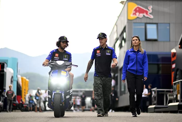 Alex Rins, Yamaha Factory Racing; Fabio Quartararo, Yamaha Factory Racing