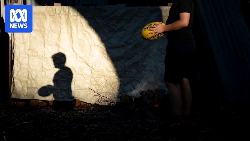 'Heart ripped out on repeat': Auskick parents say they have been failed by AFL