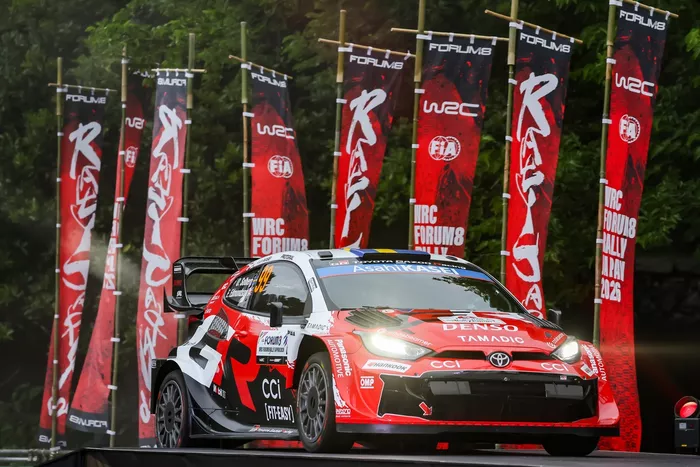 Oliver Solberg, Elliott Edmondson, Toyota Gazoo Racing WRT Toyota GR Yaris Rally1