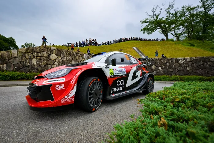 Oliver Solberg, Elliott Edmondson, Toyota Gazoo Racing WRT Toyota GR Yaris Rally1
